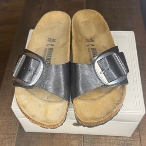 Birkenstock Men’s Black Single-Buckle Leather Sandals